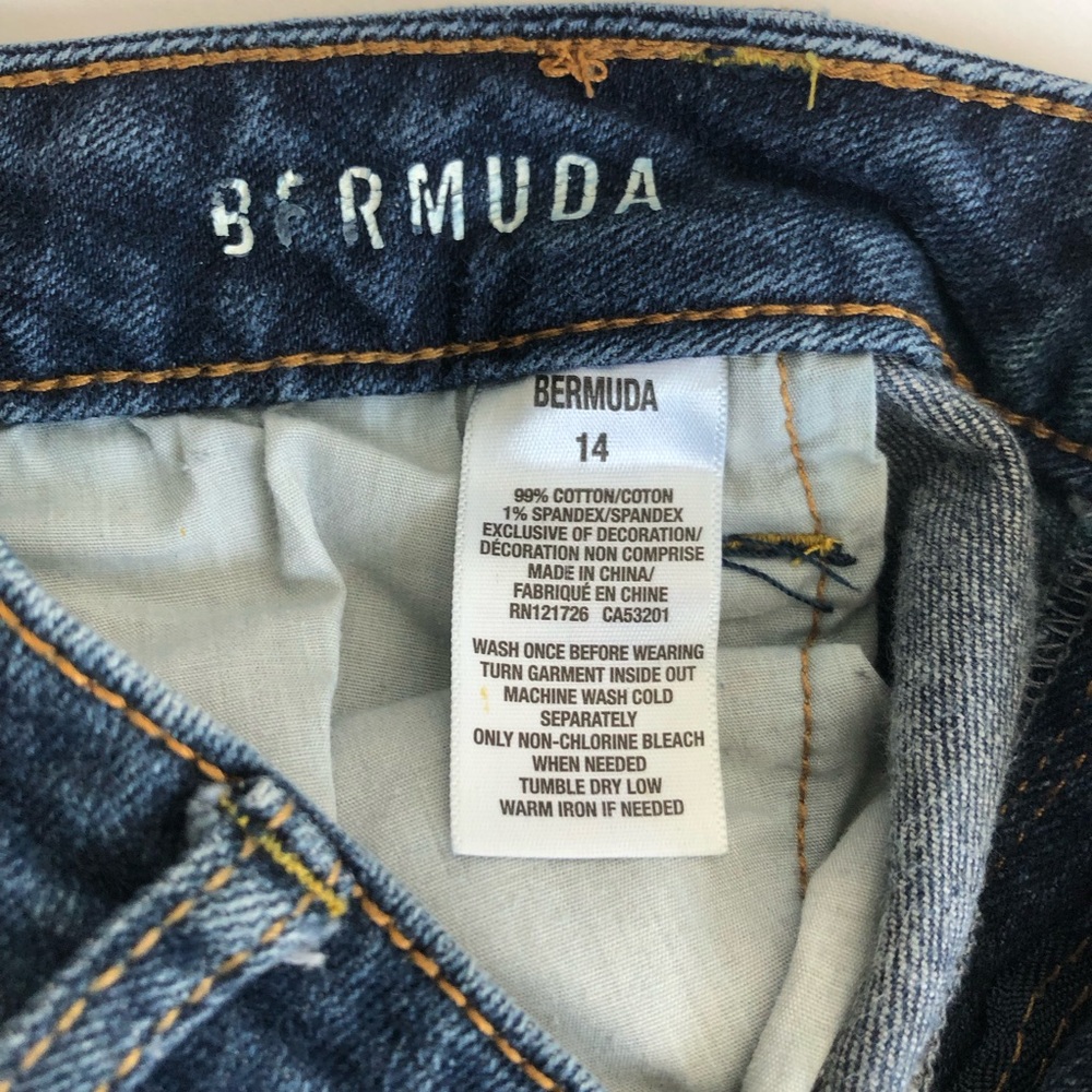 Aeropostale Women's Denim Bermuda Shorts - Blue Size 14 - Picture 3 of 4